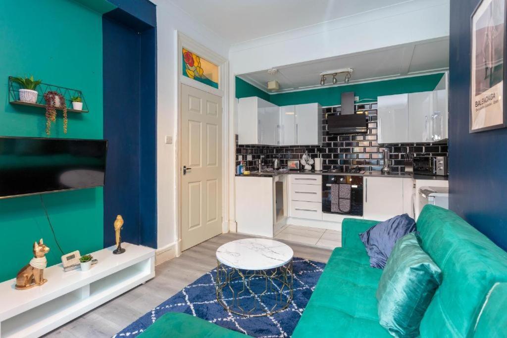 Beautiful Boutique Edinburgh Abode - Sleeps 4 Διαμέρισμα Εξωτερικό φωτογραφία
